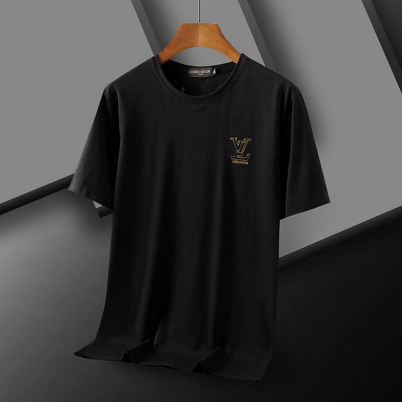 Louis Vuitton Men's T-shirts 7